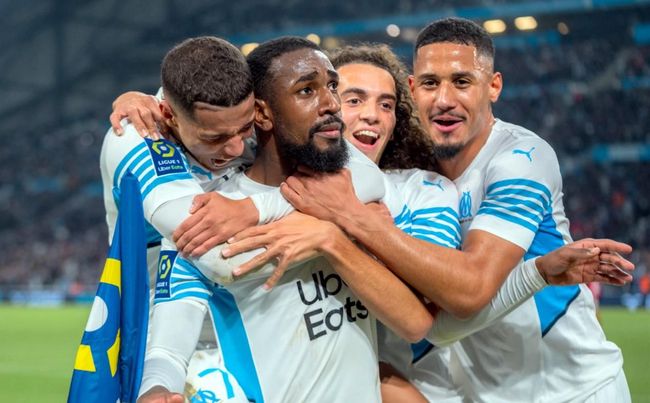 恩德里克租借加盟里昂，姆巴佩社媒留言：加油兄弟，祝你好运（恩德里克租借投里昂，姆巴佩社媒发文送祝福：加油兄弟，祝你好运）