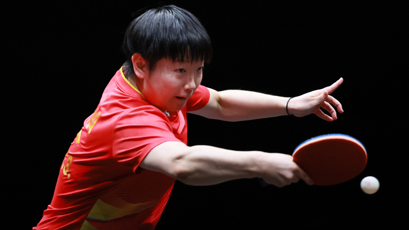 多队争抢顶级射手场面激烈（多队竞逐顶级射手 竞争白热化）