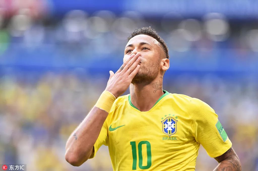 入不了安帅法眼，安东尼本赛季已贡献5球2助，仍未被安帅征召（本季5球2助仍未获征召，安东尼难入安帅法眼）